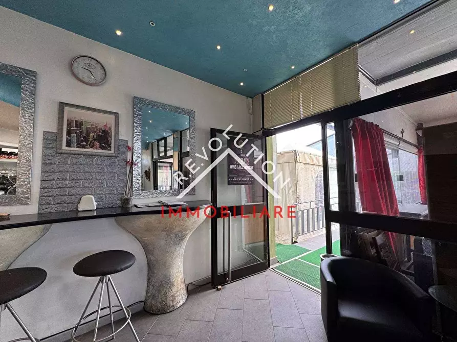 Immagine 19 di Negozio in affitto  in Via Palmiro Togliatti a San Giustino