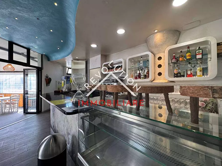 Immagine 7 di Negozio in affitto  in Via Palmiro Togliatti a San Giustino