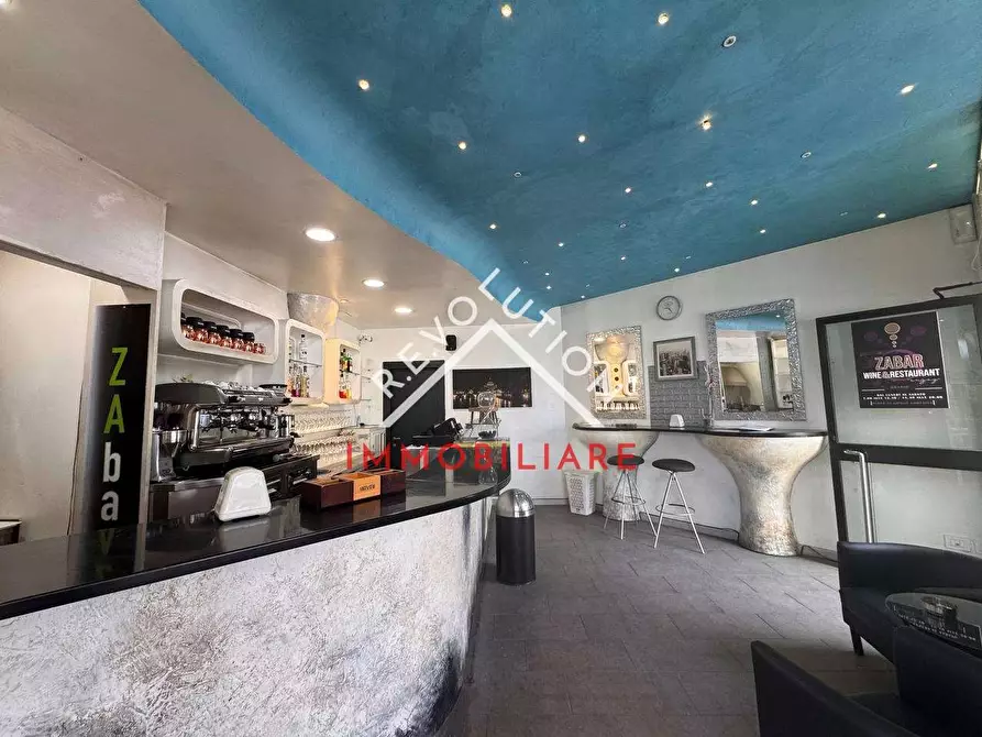 Immagine 12 di Negozio in affitto  in Via Palmiro Togliatti a San Giustino