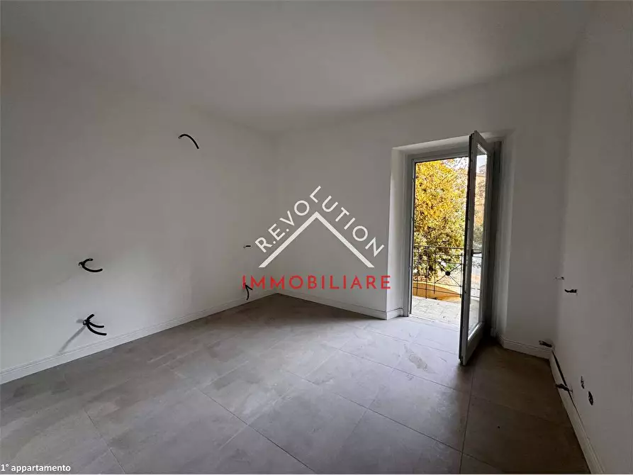 Immagine 11 di Appartamento in vendita  in Via Vittorio Veneto a Umbertide