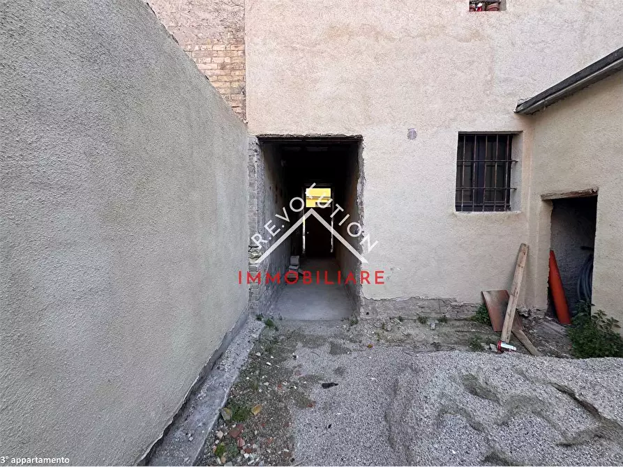 Immagine 34 di Appartamento in vendita  in Via Vittorio Veneto a Umbertide
