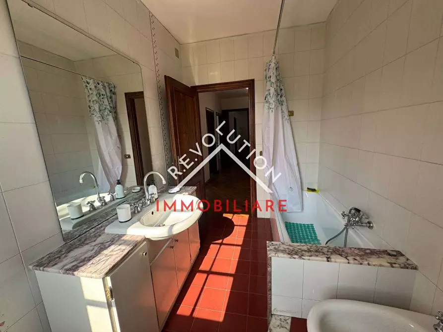 Immagine 16 di Stanza singola in affitto  in Via Quattordici Maggio a Città Di Castello