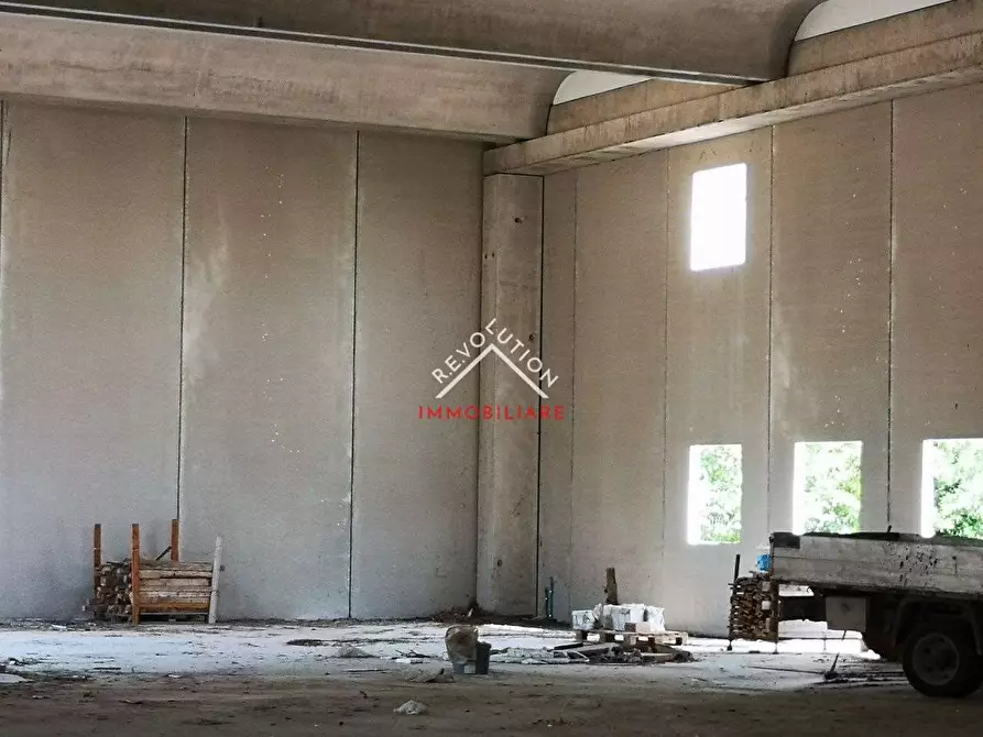 Immagine 12 di Capannone industriale in vendita  in Sant'Andrea delle Fratte a Perugia