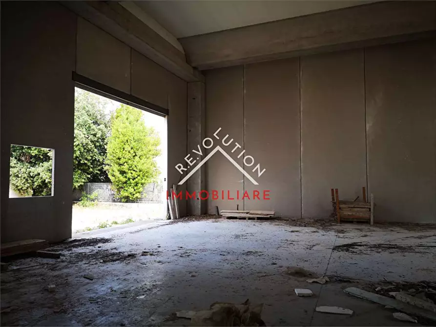 Immagine 26 di Capannone industriale in vendita  in Sant'Andrea delle Fratte a Perugia