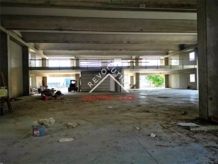 Immagine 32 di Capannone industriale in vendita  in Sant'Andrea delle Fratte a Perugia
