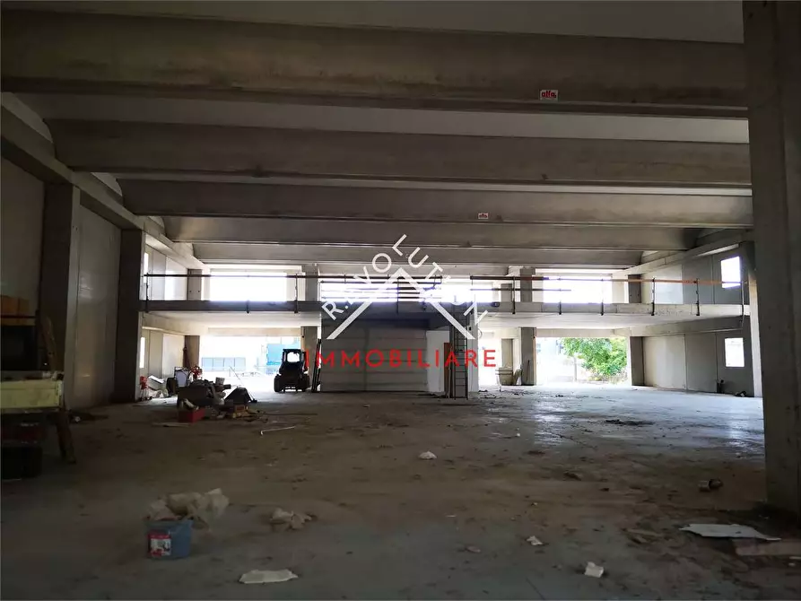 Immagine 33 di Capannone industriale in vendita  in Sant'Andrea delle Fratte a Perugia