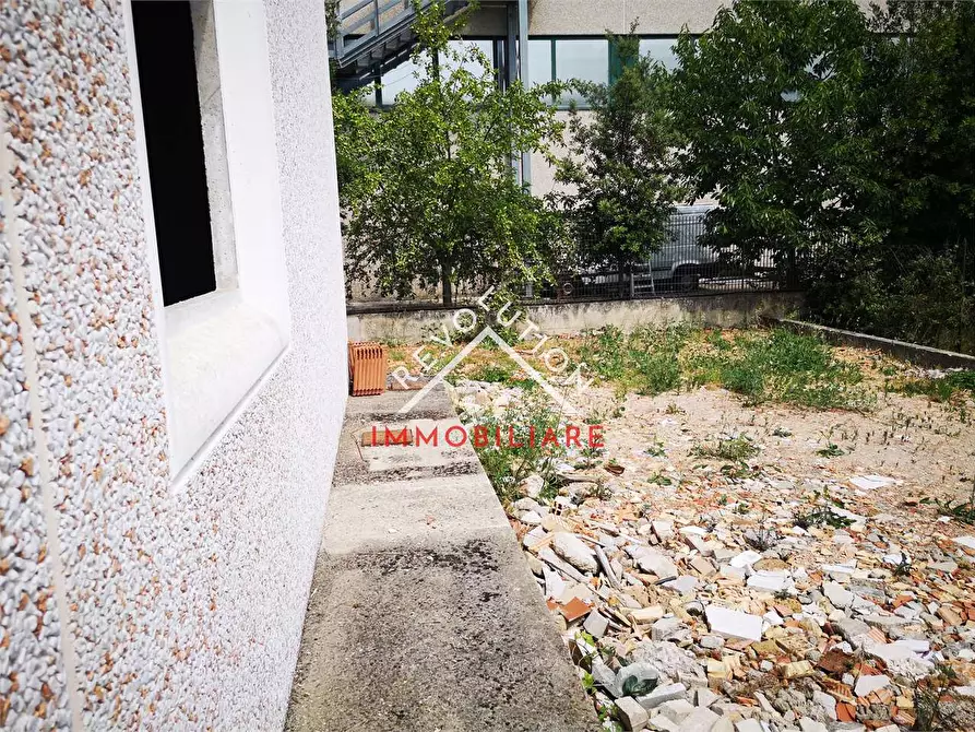 Immagine 35 di Capannone industriale in vendita  in Sant'Andrea delle Fratte a Perugia