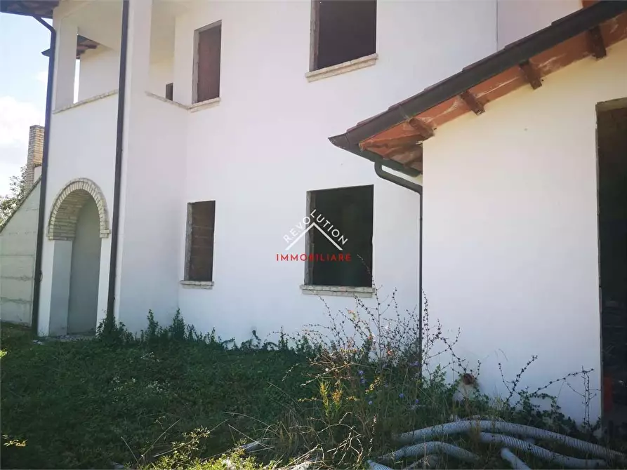 Immagine 9 di Villa in vendita  in Località Petrelle a Umbertide
