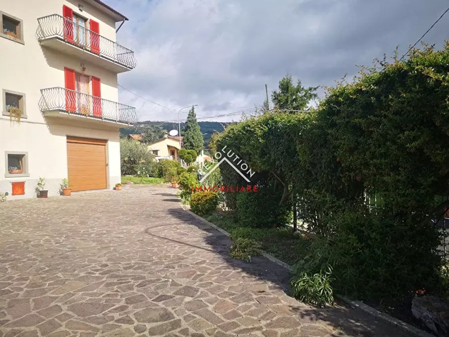 Immagine 3 di Villa in vendita  in Via Lama a Caprese Michelangelo