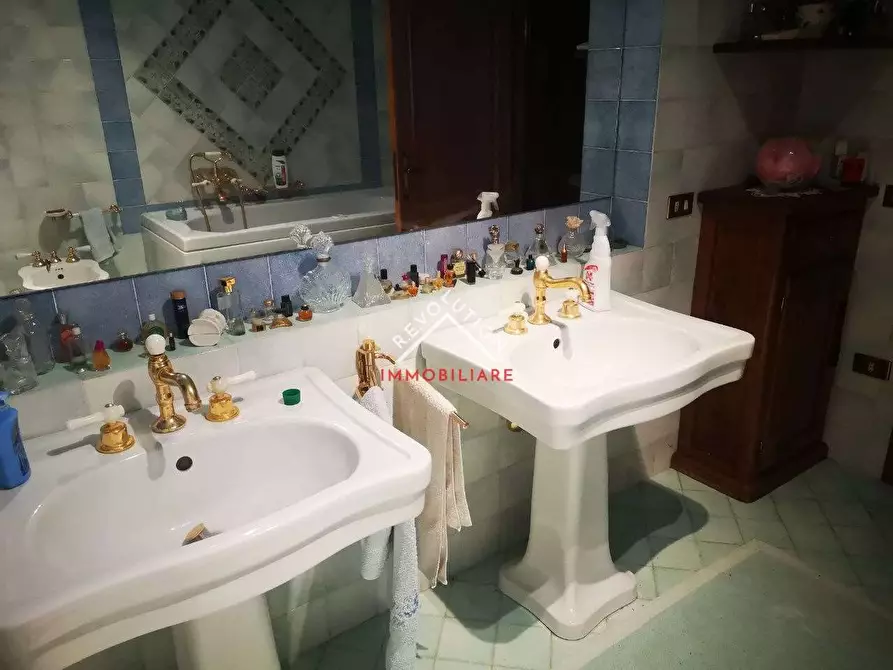 Immagine 32 di Villa in vendita  in Via Lama a Caprese Michelangelo