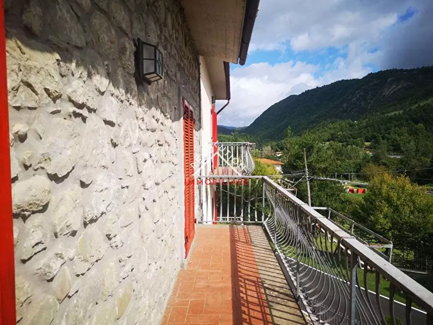 Immagine 41 di Villa in vendita  in Via Lama a Caprese Michelangelo