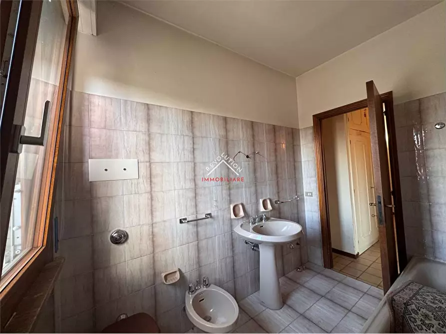 Immagine 13 di Appartamento in vendita  in Viale Sempione a Città Di Castello