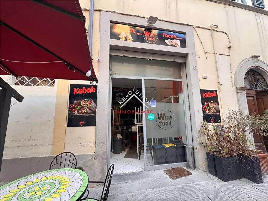 Immagine 1 di Negozio in vendita  in Corso Vittorio Emanuele a Città Di Castello