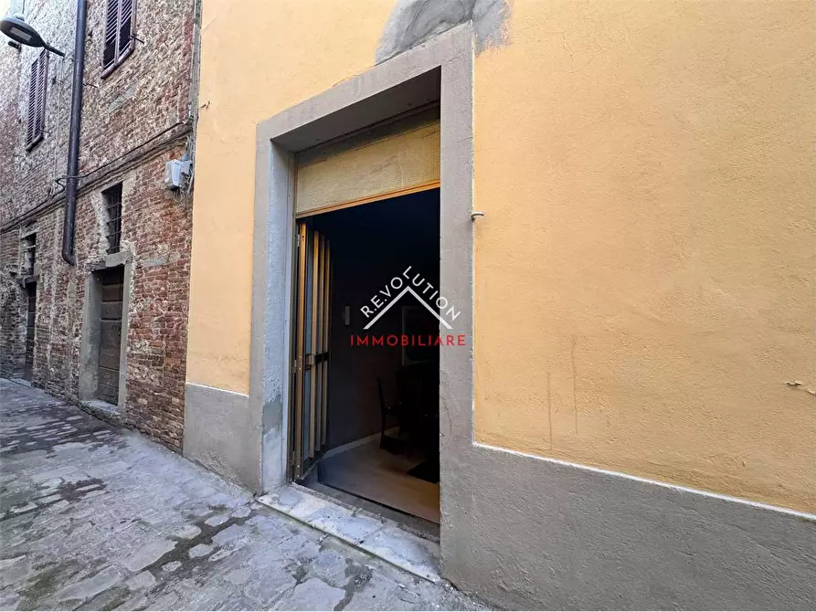 Immagine 16 di Negozio in vendita  in Corso Vittorio Emanuele a Città Di Castello