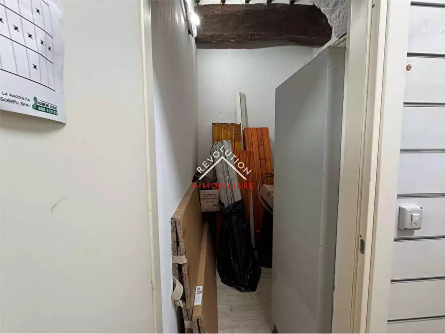 Immagine 11 di Negozio in vendita  in Corso Vittorio Emanuele a Città Di Castello