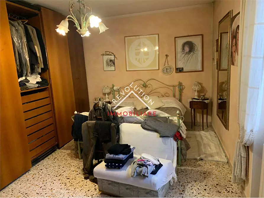 Immagine 16 di Casa indipendente in vendita  in Via Luigi Pincardini a Città Di Castello