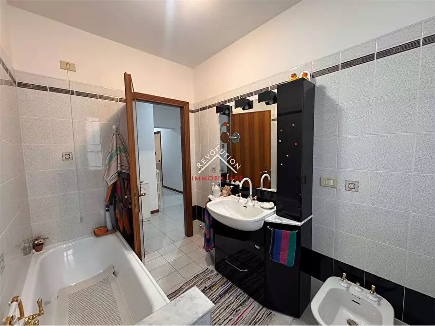 Immagine 24 di Villa in vendita  in Fraccano a Città Di Castello