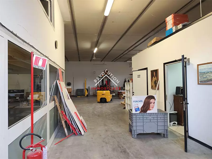 Immagine 7 di Capannone industriale in vendita  in Via Silvio Argenti a Città Di Castello