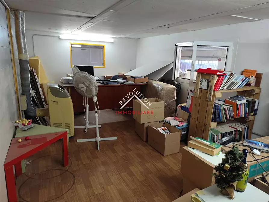 Immagine 19 di Capannone industriale in vendita  in Via Silvio Argenti a Città Di Castello