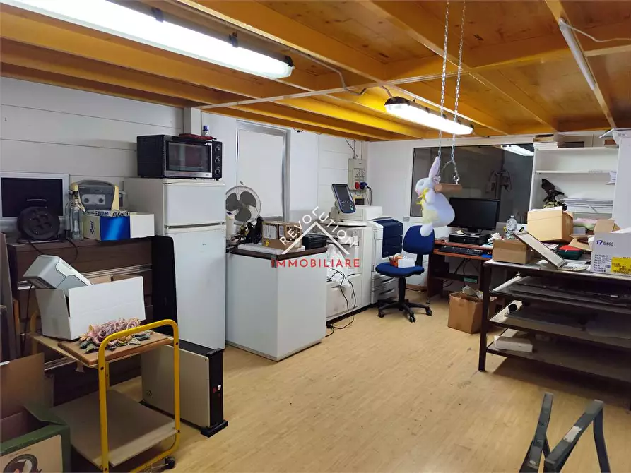 Immagine 16 di Capannone industriale in vendita  in Via Silvio Argenti a Città Di Castello