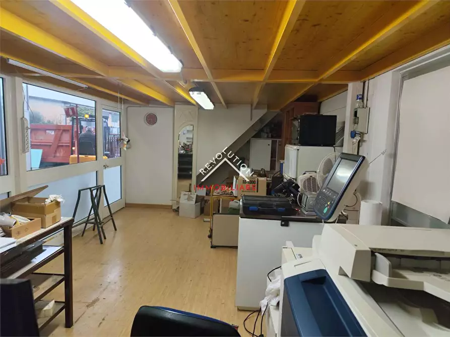 Immagine 17 di Capannone industriale in vendita  in Via Silvio Argenti a Città Di Castello