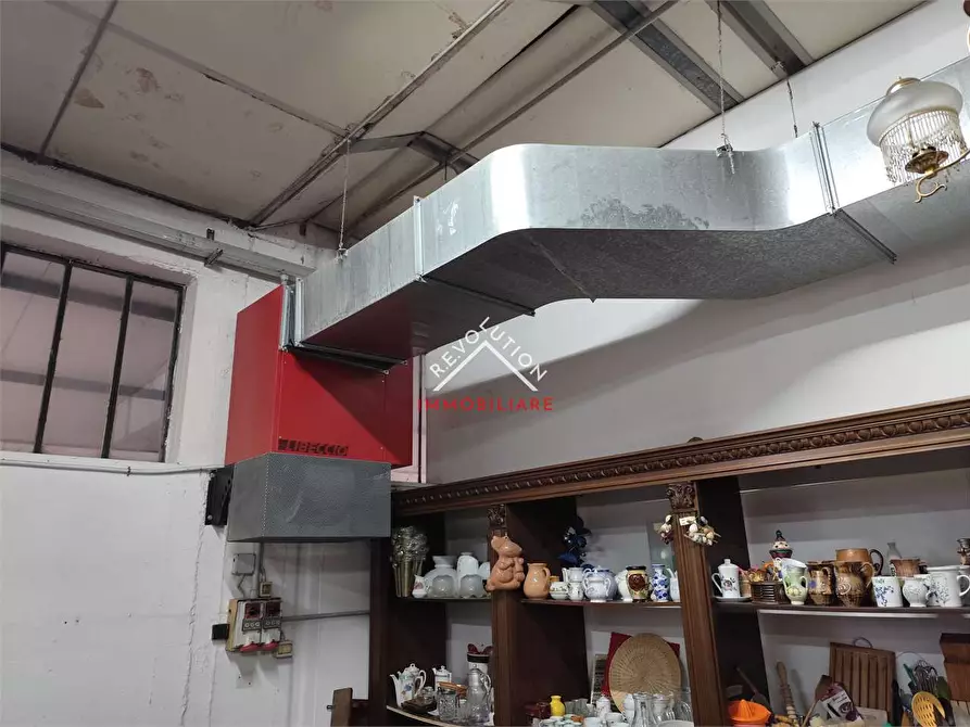 Immagine 22 di Capannone industriale in vendita  in Via Silvio Argenti a Città Di Castello