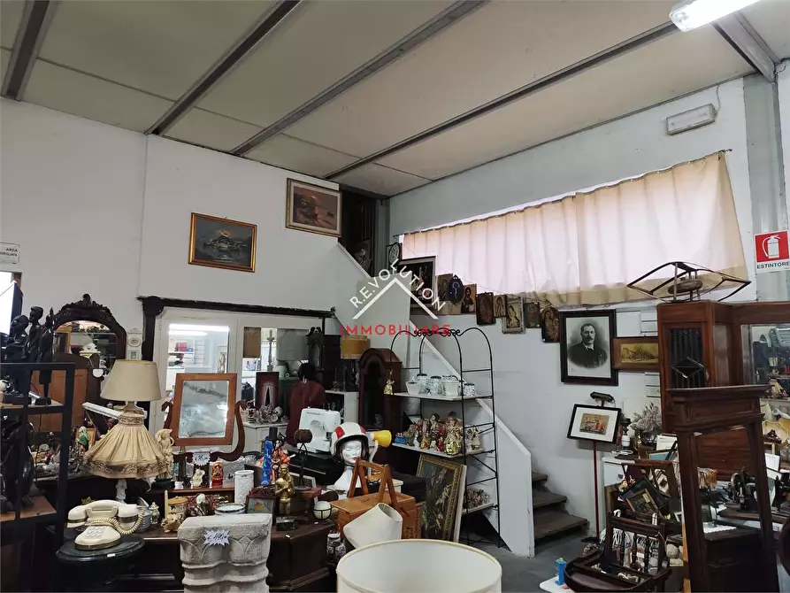 Immagine 23 di Capannone industriale in vendita  in Via Silvio Argenti a Città Di Castello