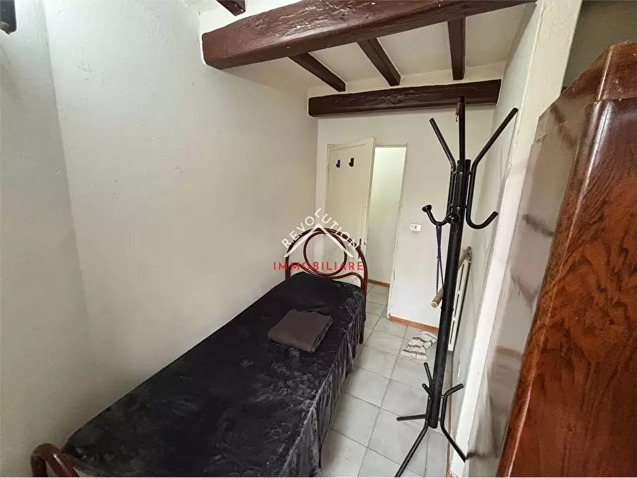 Immagine 17 di Porzione di casa in vendita  in LOCALITA' SAN BIAGIO ALLA RASSINATA 39 a Arezzo