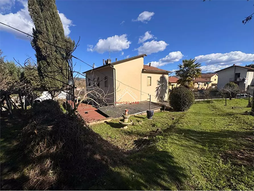 Immagine 30 di Casa bifamiliare in vendita  in Via Cortonese a Città Di Castello