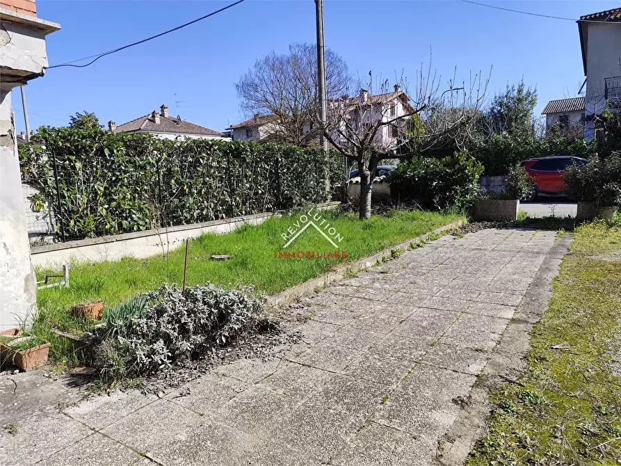 Immagine 28 di Porzione di casa in vendita  in Via Eugenio Barsanti a Città Di Castello