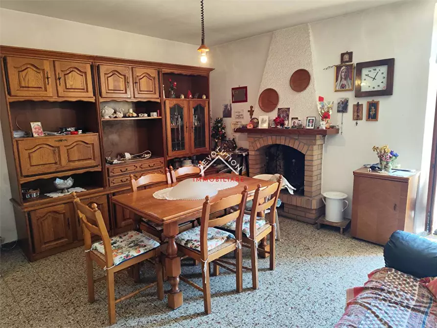 Immagine 4 di Porzione di casa in vendita  in Via Eugenio Barsanti a Città Di Castello