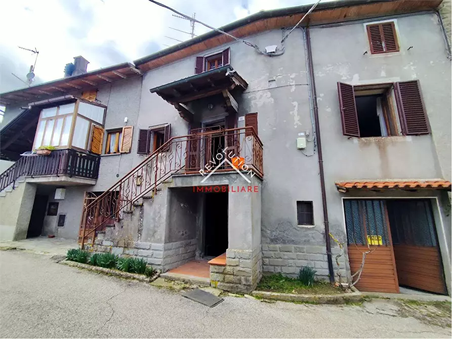 Immagine 2 di Casa indipendente in vendita  in via Colle di Fragaiolo a Caprese Michelangelo