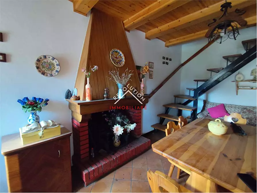 Immagine 4 di Casa indipendente in vendita  in via Colle di Fragaiolo a Caprese Michelangelo