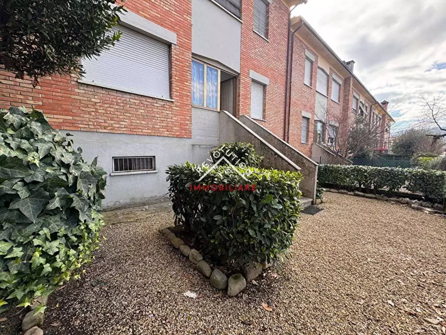 Immagine 25 di Appartamento in vendita  in via Martiri della Libertà  a Città Di Castello