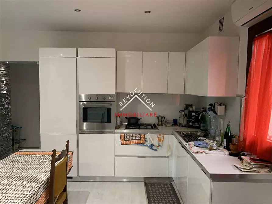 Immagine 5 di Appartamento in vendita  in via san cristoforo a Deruta