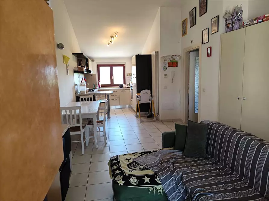 Immagine 3 di Appartamento in vendita  in via ravizza a Città Di Castello