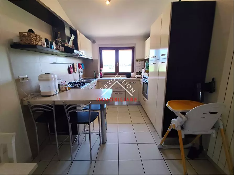 Immagine 10 di Appartamento in vendita  in via ravizza a Città Di Castello