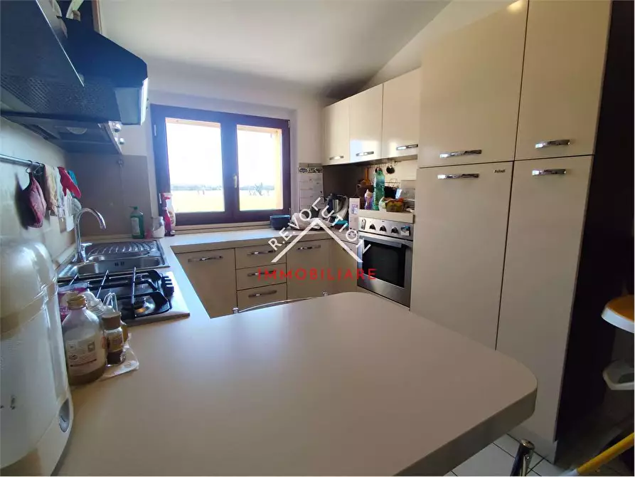 Immagine 11 di Appartamento in vendita  in via ravizza a Città Di Castello