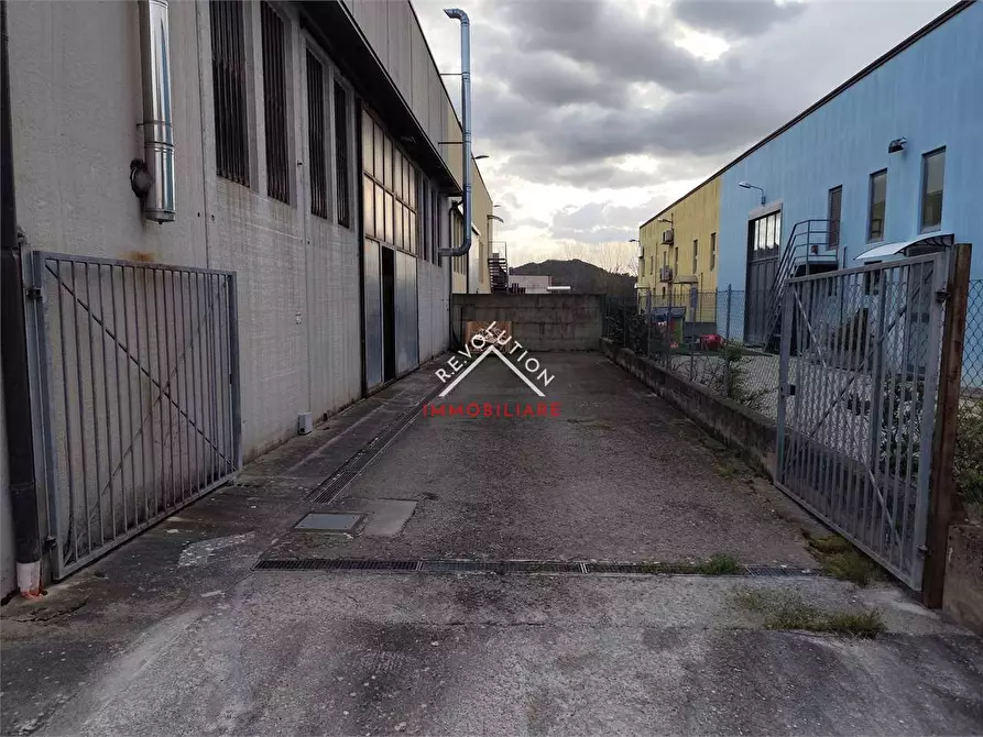 Immagine 1 di Capannone industriale in vendita  in via Martiri delle Foibe 25 a Città Di Castello