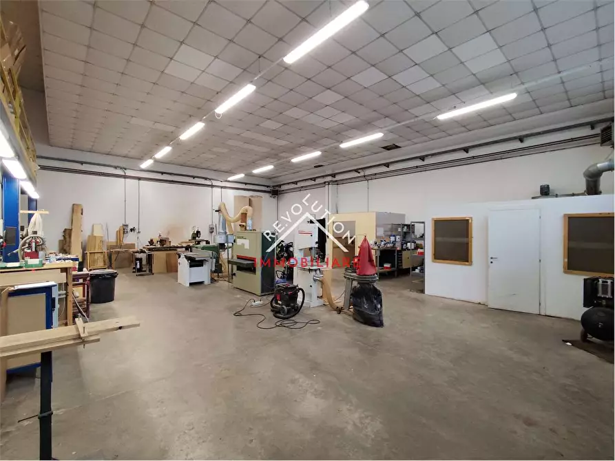 Immagine 3 di Capannone industriale in vendita  in via Martiri delle Foibe 25 a Città Di Castello