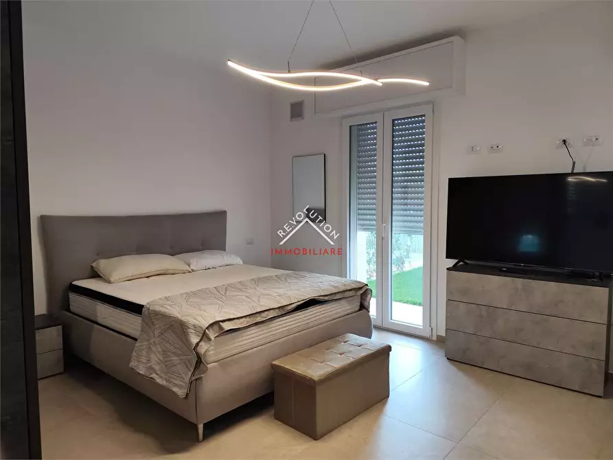 Immagine 8 di Appartamento in vendita  in via Litoranea a Mondolfo
