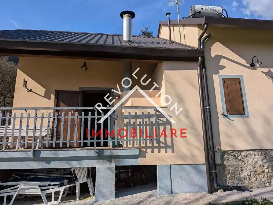 Immagine 3 di Villa in vendita  in Via Bocca Trabaria a San Giustino