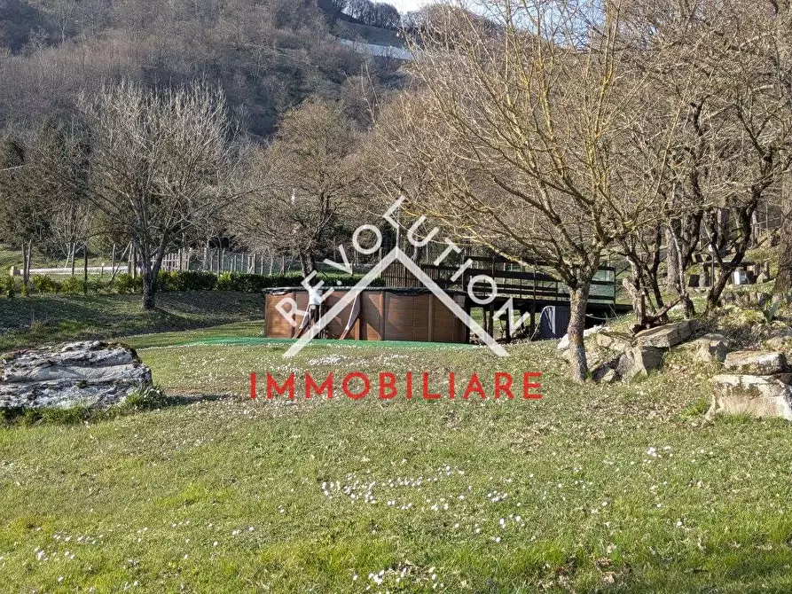 Immagine 22 di Villa in vendita  in Via Bocca Trabaria a San Giustino