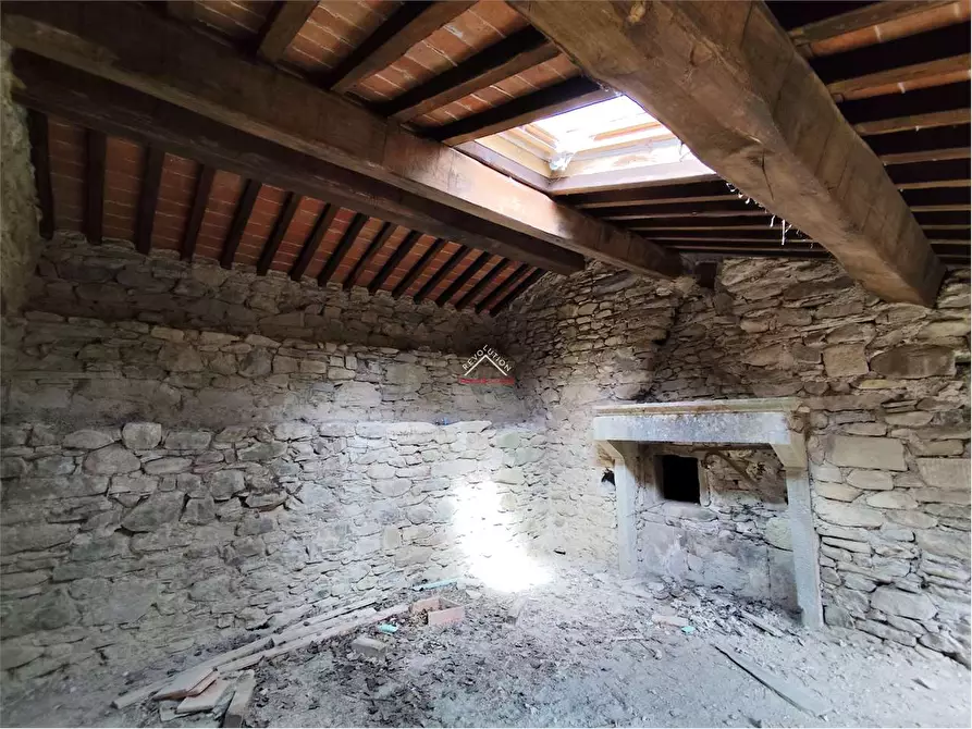 Immagine 7 di Rustico / casale in vendita  in valsavignone - ville di roti a Pieve Santo Stefano