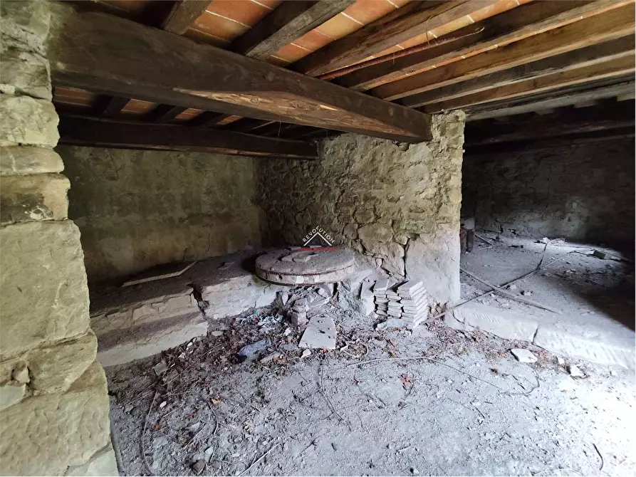 Immagine 18 di Rustico / casale in vendita  in valsavignone - ville di roti a Pieve Santo Stefano