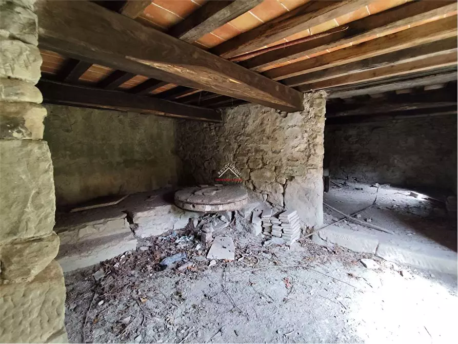 Immagine 19 di Rustico / casale in vendita  in valsavignone - ville di roti a Pieve Santo Stefano
