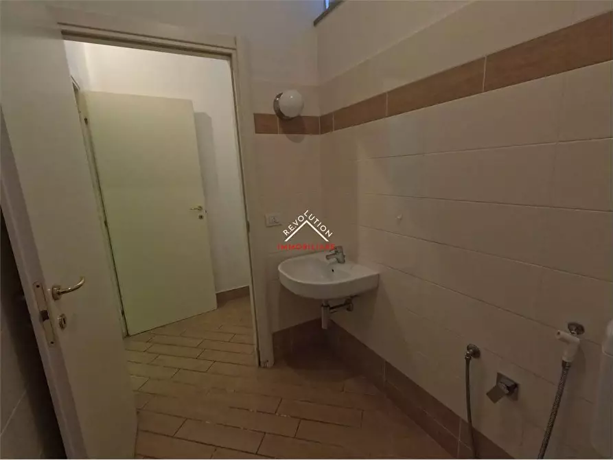 Immagine 5 di Ufficio in affitto  in via sant'Andrea 11 a San Giustino