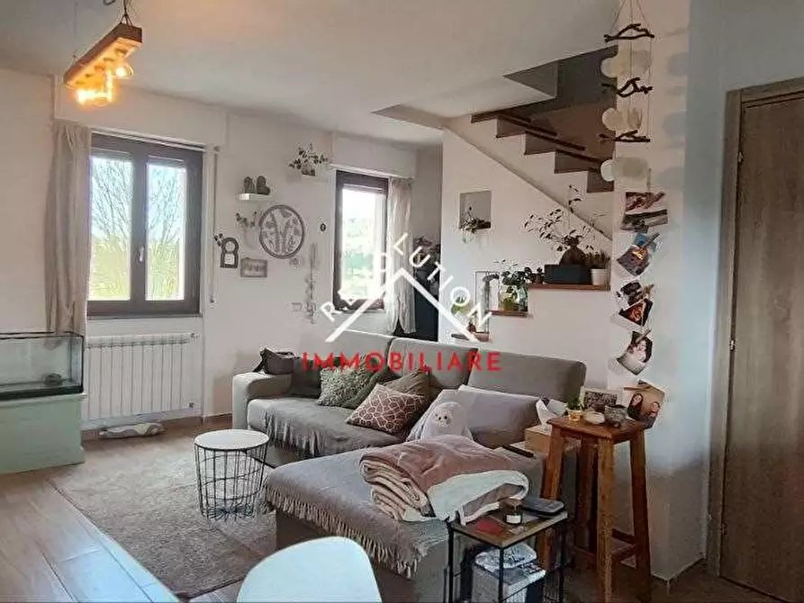 Immagine 1 di Appartamento in vendita  in frazione bivio lugnano a Città Di Castello