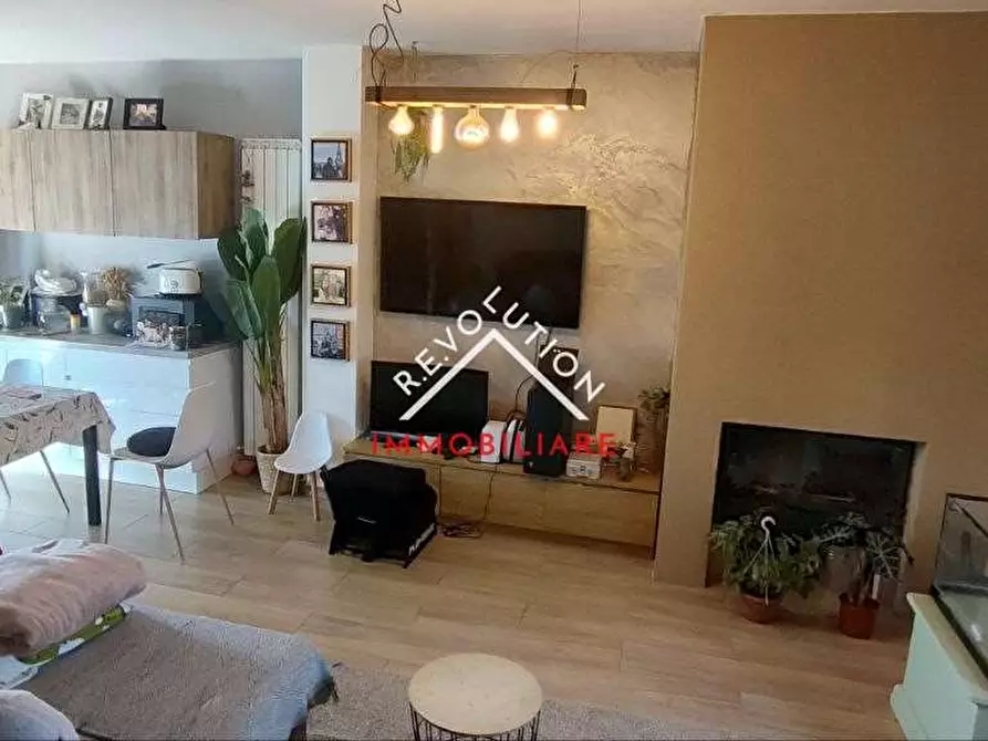 Immagine 8 di Appartamento in vendita  in frazione bivio lugnano a Città Di Castello