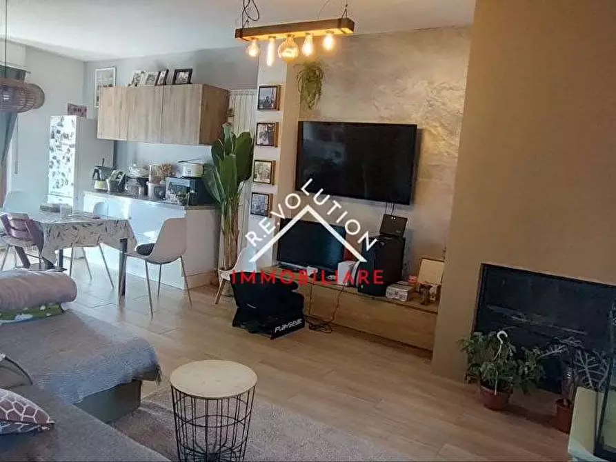 Immagine 9 di Appartamento in vendita  in frazione bivio lugnano a Città Di Castello